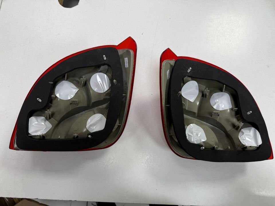 Ford Fiesta Arka Stop Komple Sağ - Sol Takım 1995-1999 Duysuz