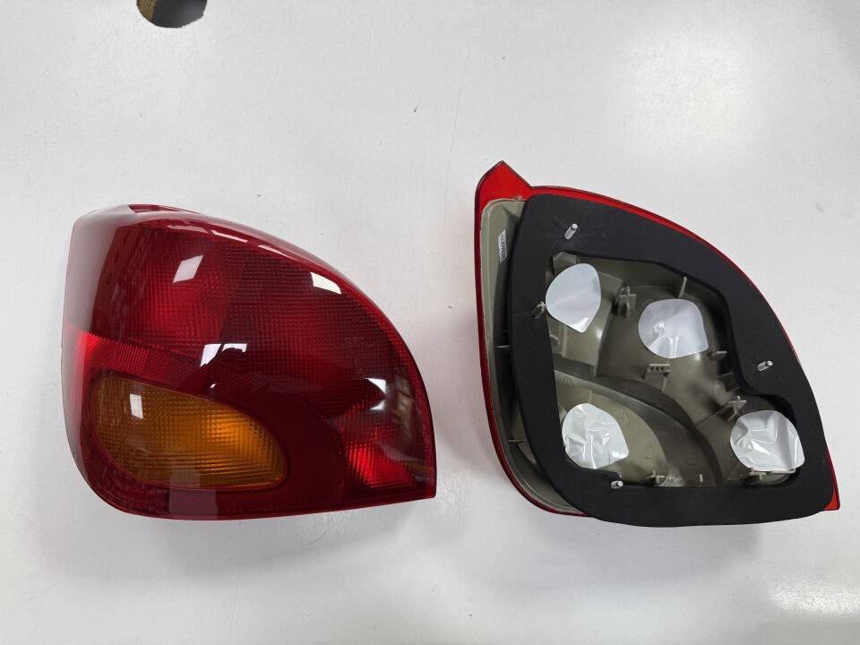 Ford Fiesta Arka Stop Komple Sağ - Sol Takım 1995-1999 Duysuz