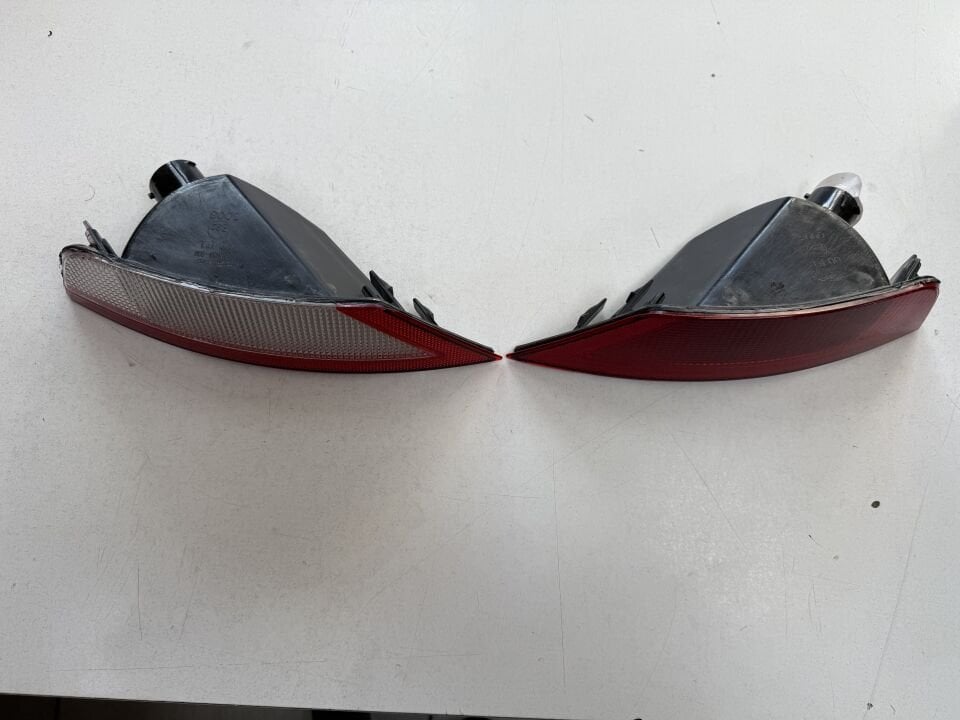 Ford Focus Hatcback Geri Sis/Geri Vites Lambası Takım 2008-2011