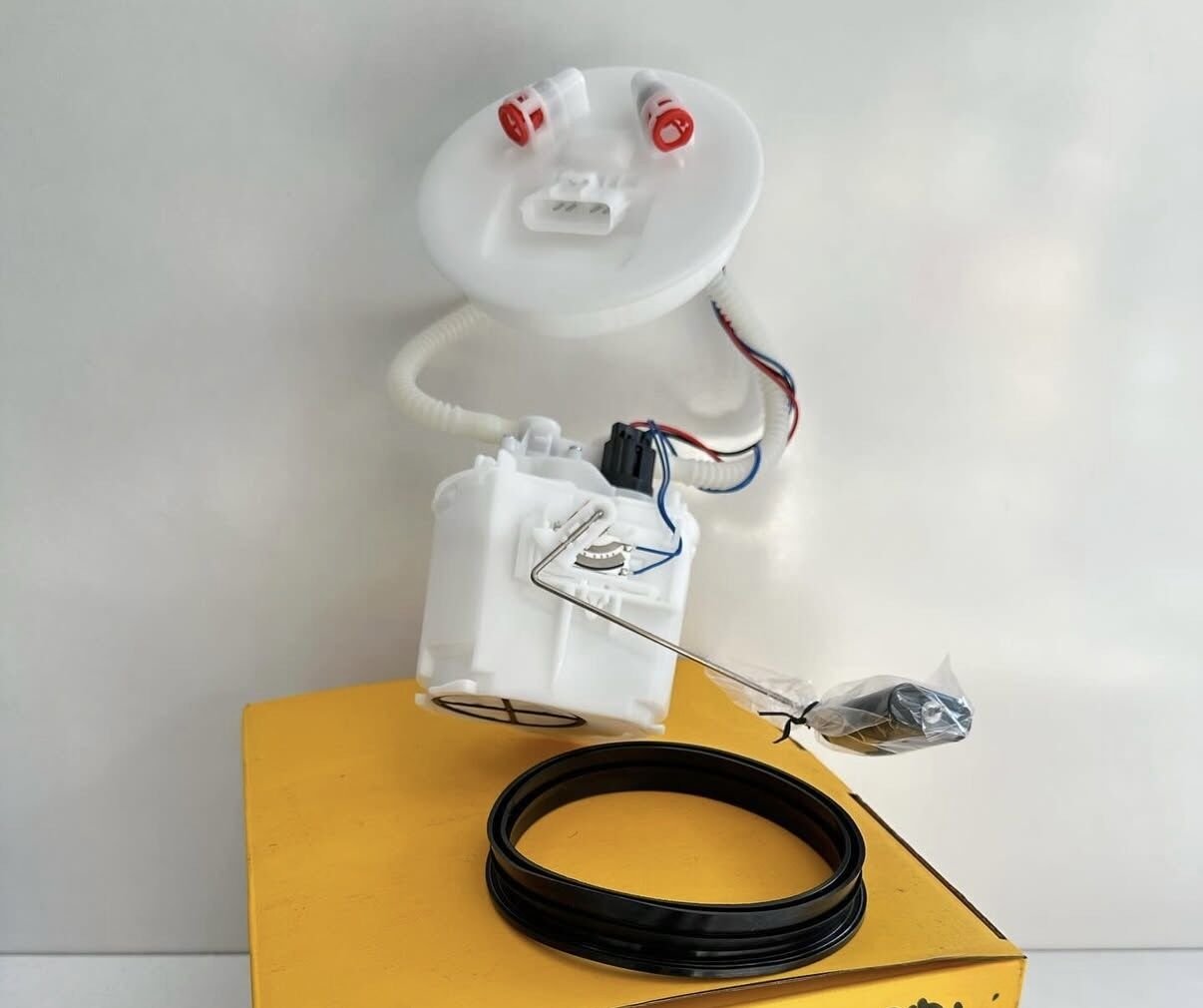 Focus 1 1999-2005 1.6 Motor Hella Marka Komple Benzin Şamandırası