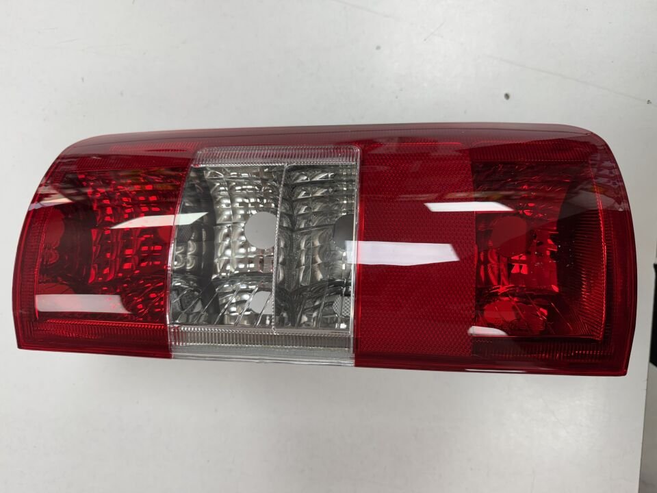 Ford Connect Arka Sağ Stop Lambası 2004-2009